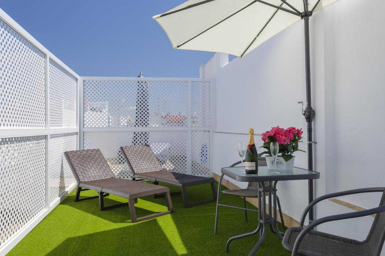 Apartamentos Loto Y Liz By Cadiz4Rentals Exterior photo
