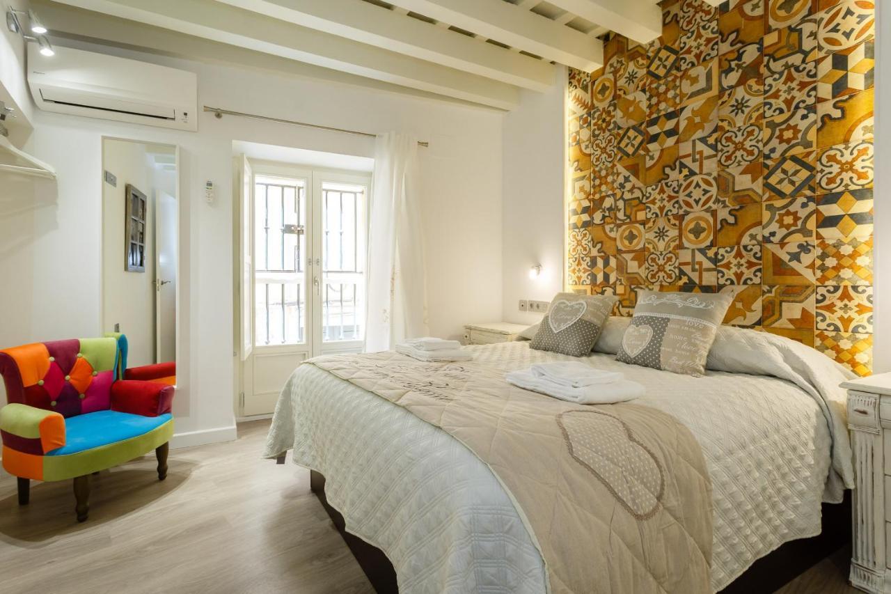 Apartamentos Loto Y Liz By Cadiz4Rentals Exterior photo