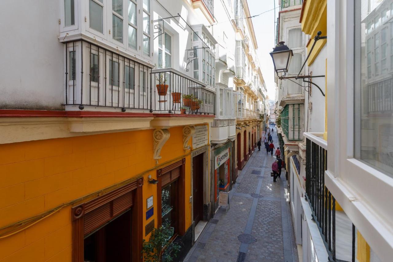 Apartamentos Loto Y Liz By Cadiz4Rentals Exterior photo